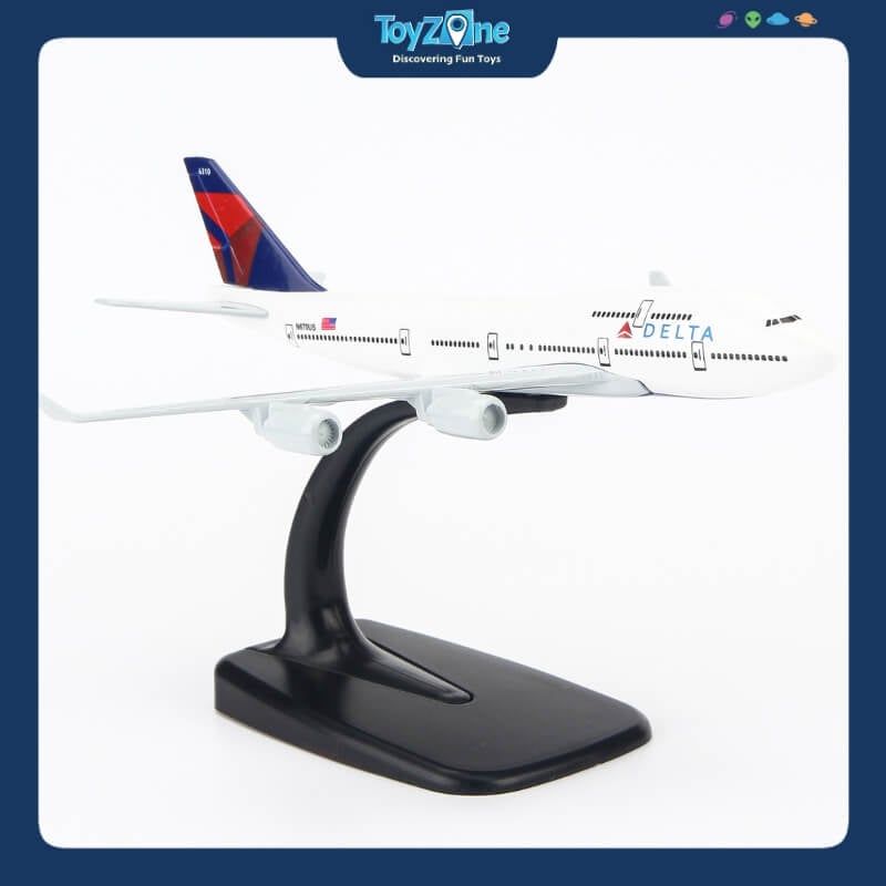 Mô hình máy bay Delta Air Lines Boeing B747 16cm Everfly