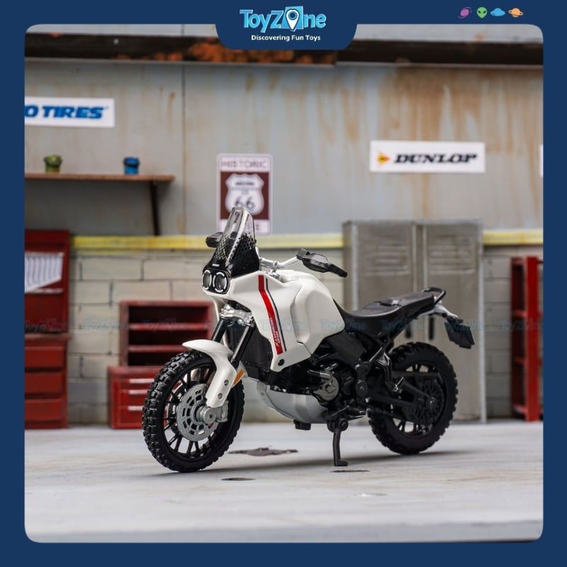Mô hình mô tô Ducati DesertX 1:18 MAISTO