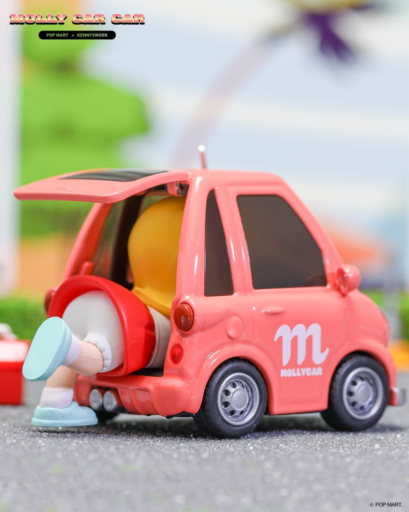 Mô hình đồ chơi Blind box Molly Car Car Series POP MART