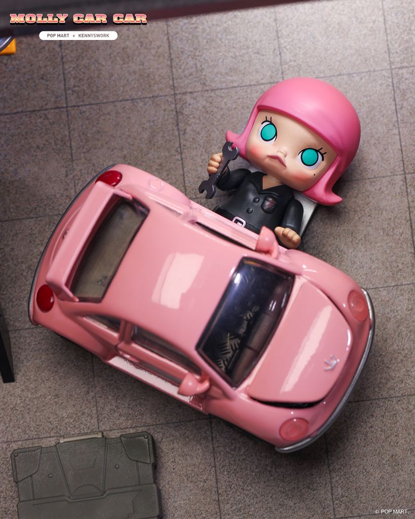 Mô hình đồ chơi Blind box Molly Car Car Series POP MART