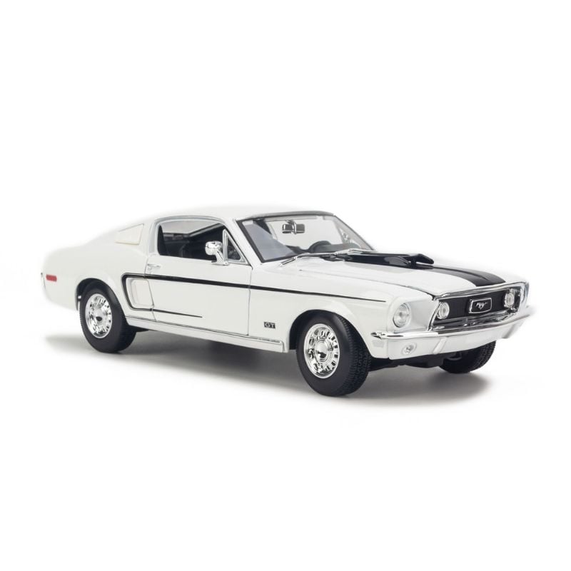 Mô hình xe Ford Mustang GT Cobra Jet 1968 1:18 MAISTO