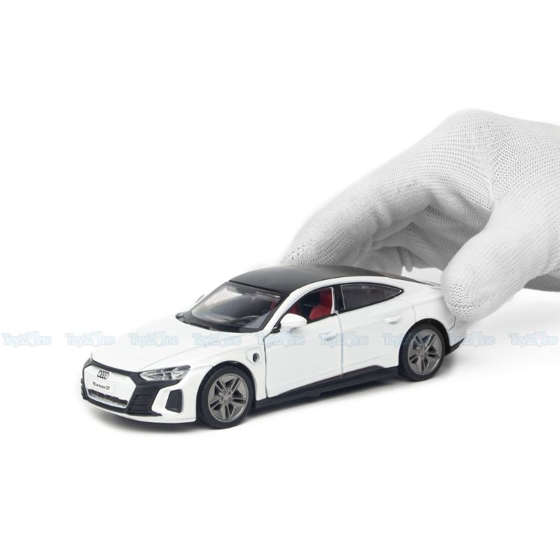 Mô hình xe Audi RS E-Tron GT 1:36 CAIPO