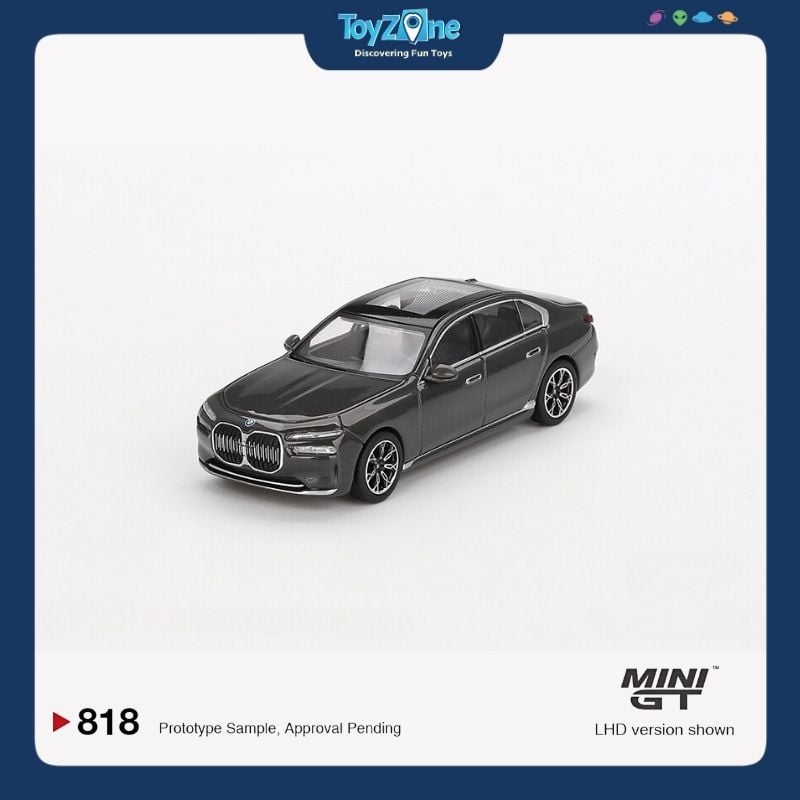 Mô hình xe BMW i7 xDrive60 1:64 MiniGT