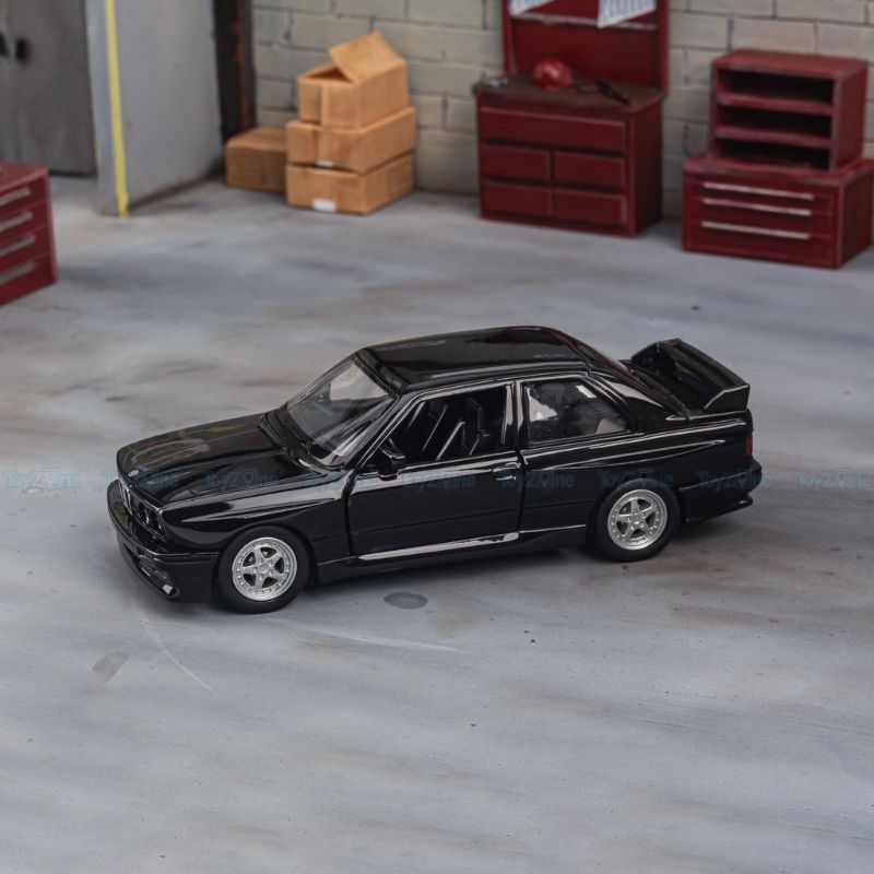 Mô hình xe BMW M3 1987 1:36 HUADAWEI