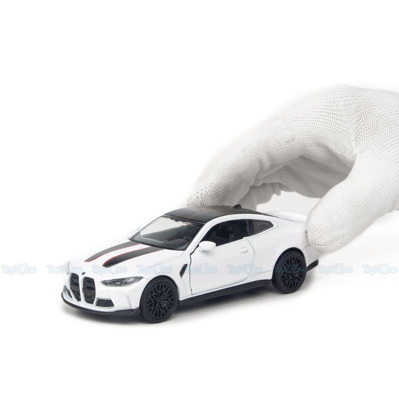 Mô hình xe BMW M4 CSL 1:36 HUADAWEI