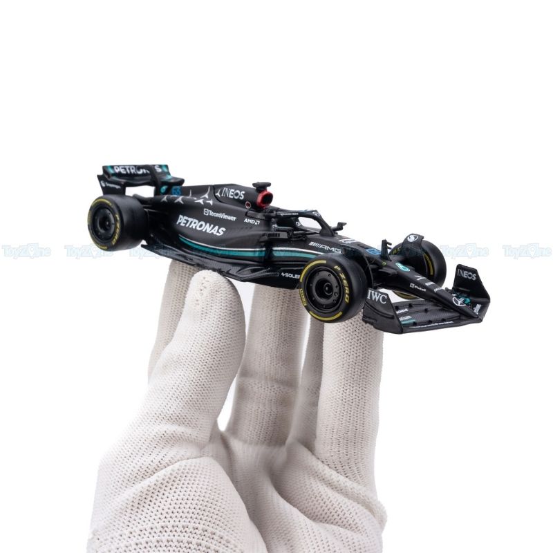 Mô hình xe F1 Mercedes-AMG W14 E Performance 1:43 BBURAGO