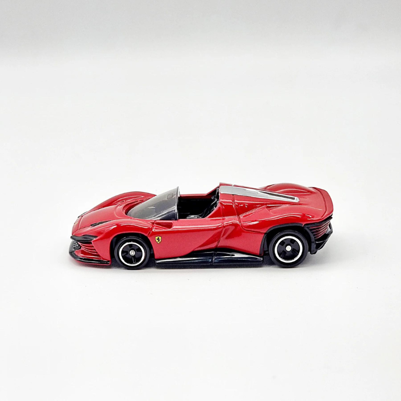 Mô hình xe Ferrari Daytona SP3 No.46-11 1:62 Tomica