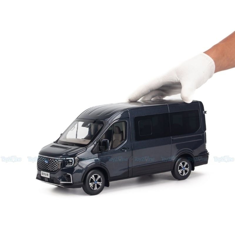 Mô hình xe Ford Transit 2024 1:18 Paudi