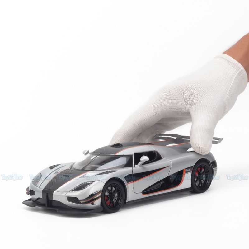 Mô hình xe Koenigsegg One:1 1:24 Newao