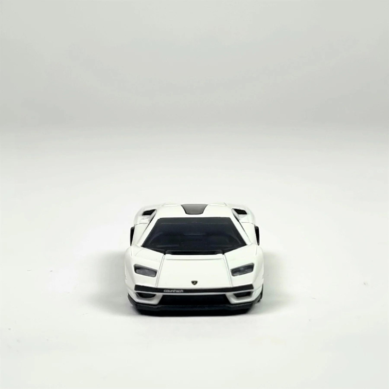Mô hình xe Lamborghini Countach LPI800 1:64 Tomica