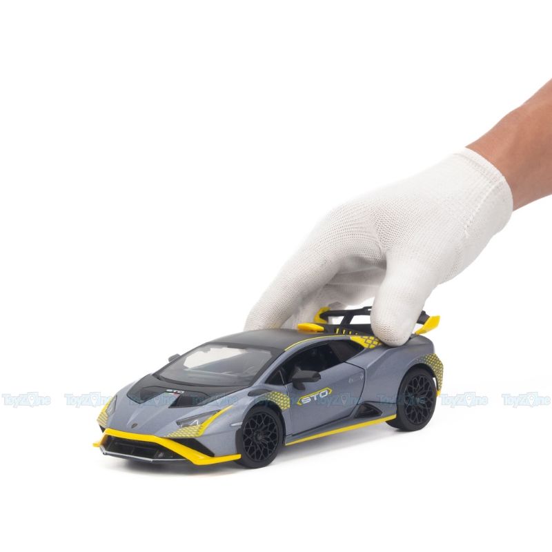Mô hình xe Lamborghini Huracan STO 1:24 CCA