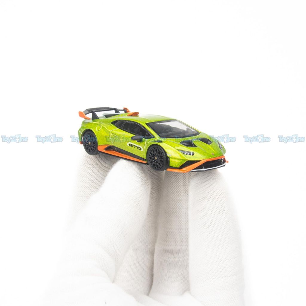 Mô hình xe Lamborghini Huracan STO 1:64 MiniGT