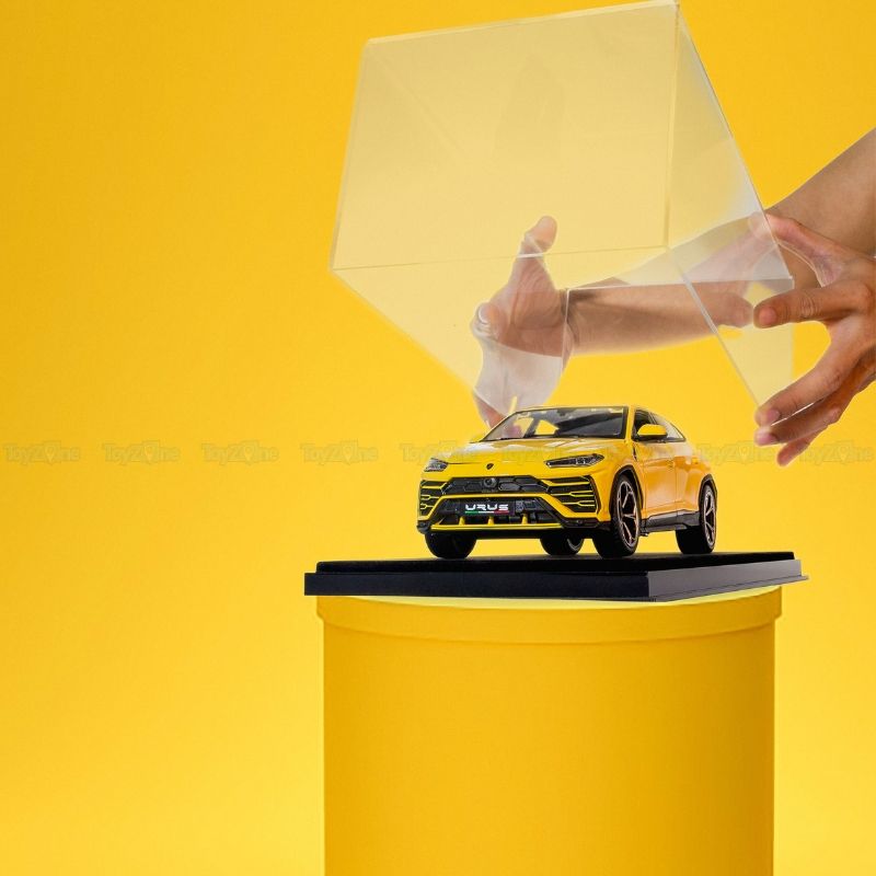 Mô hình xe Lamborghini Urus 1:20 Bburago