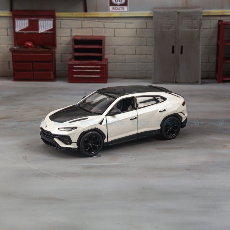 Mô hình xe Lamborghini Urus Performante 1:36 KINSMART