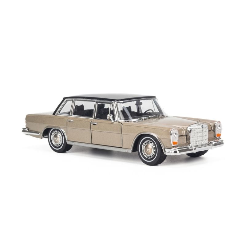 Mô hình xe Mercedes Benz 600 1963 1:24 Welly