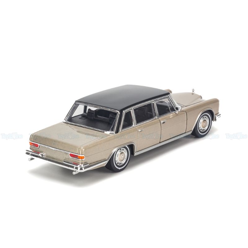 Mô hình xe Mercedes Benz 600 1963 1:24 Welly