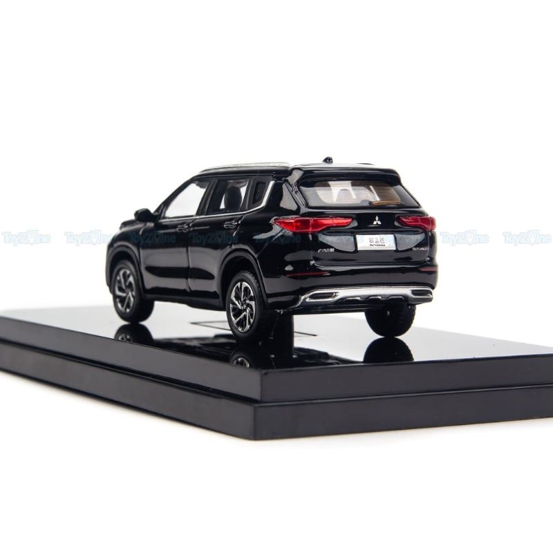 Mô hình xe Mitsubishi Outlander 2021 1:64 JKM