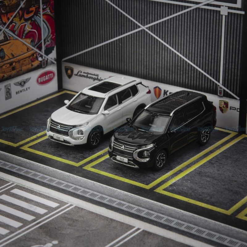 Mô hình xe Mitsubishi Outlander 2021 1:64 JKM