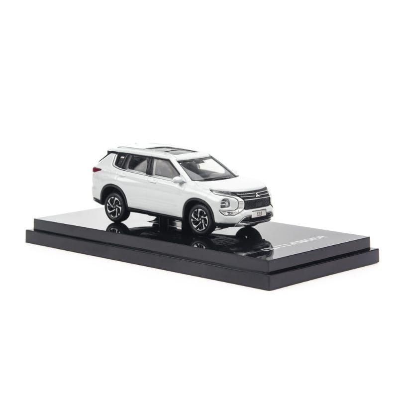 Mô hình xe Mitsubishi Outlander 2021 1:64 JKM