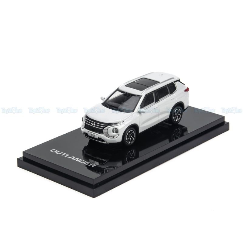 Mô hình xe Mitsubishi Outlander 2021 1:64 JKM