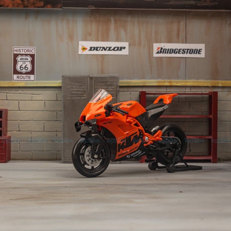 Mô hình xe mô tô KTM RC 8C 1:18 WELLY