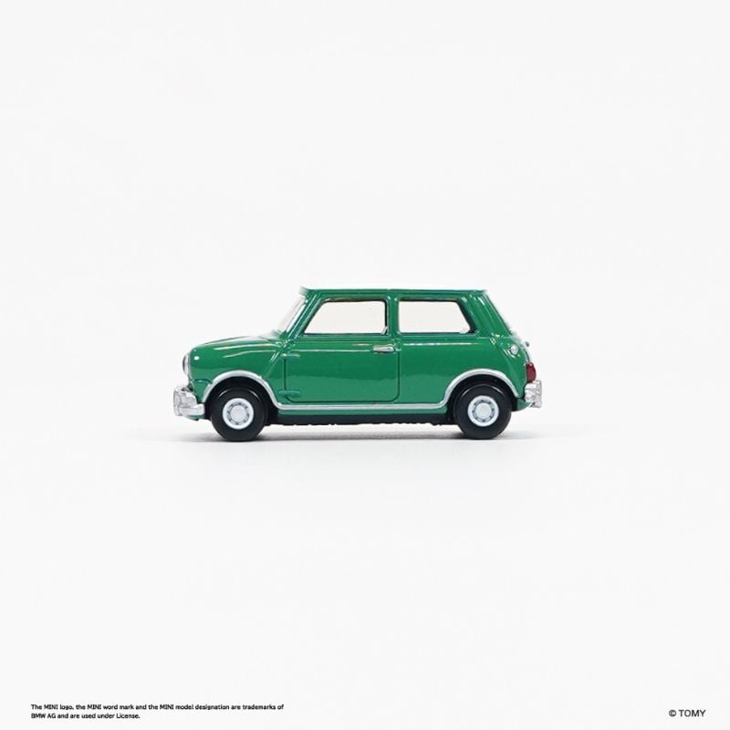 Mô hình xe Morris Mini No.12 1:50 Tomica Premium