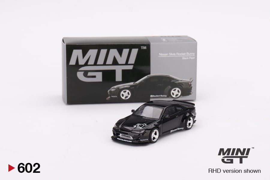 Mô hình xe Nissan Silvia Rocket Bunny 1:64 MiniGT
