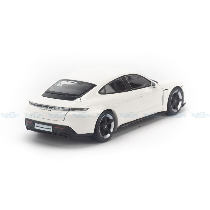 Mô hình xe Porsche Taycan Turbo S 1:24 Bburago