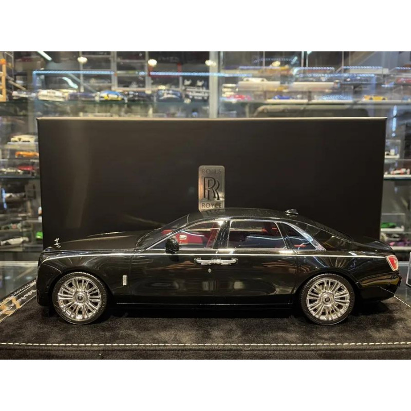  Mô hình xe Rolls Royce Ghost 2022 1:18 MotorHelix 