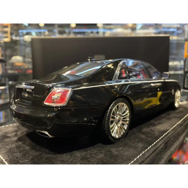  Mô hình xe Rolls Royce Ghost 2022 1:18 MotorHelix 