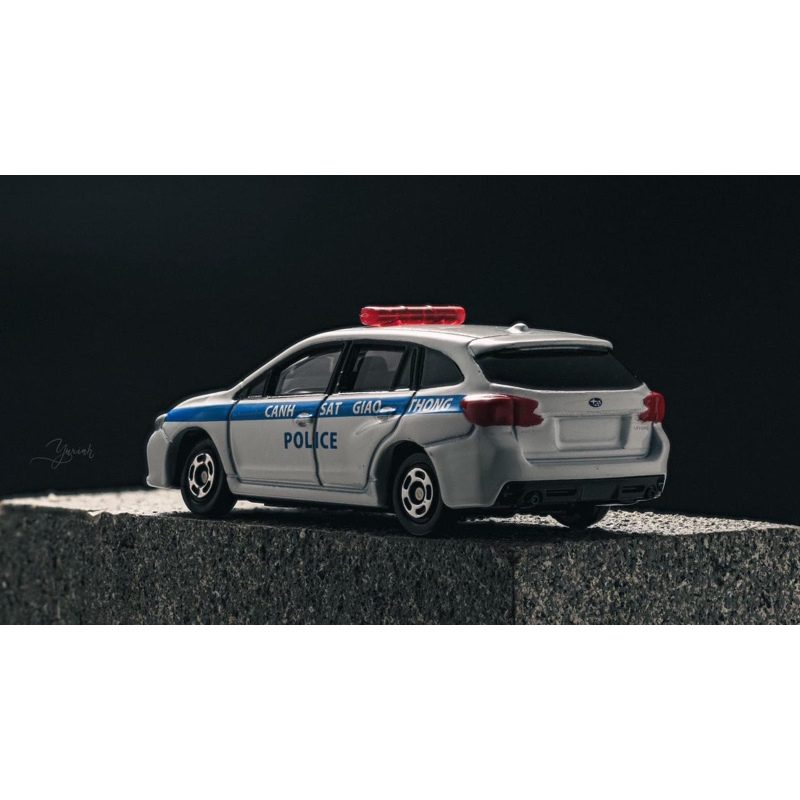Mô hình xe SUBARU LEVORG Vietnam Police Car 1:65 Tomica