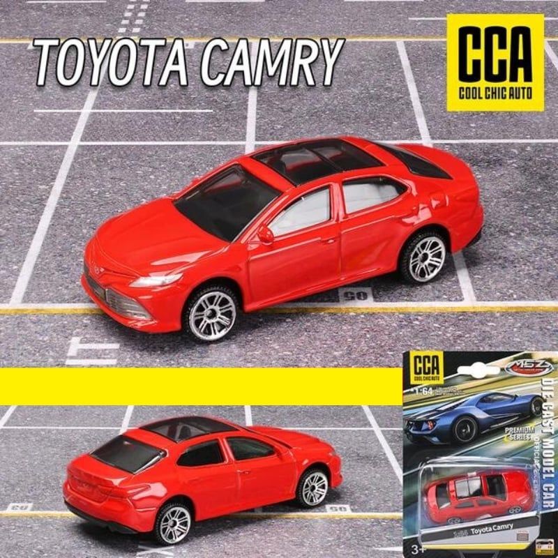 Mô hình xe Toyota Camry 2019 1:64 CCA