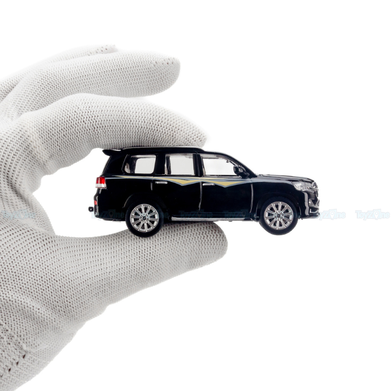 Mô hình xe Toyota Land Cruiser LC200 1:64 JKM