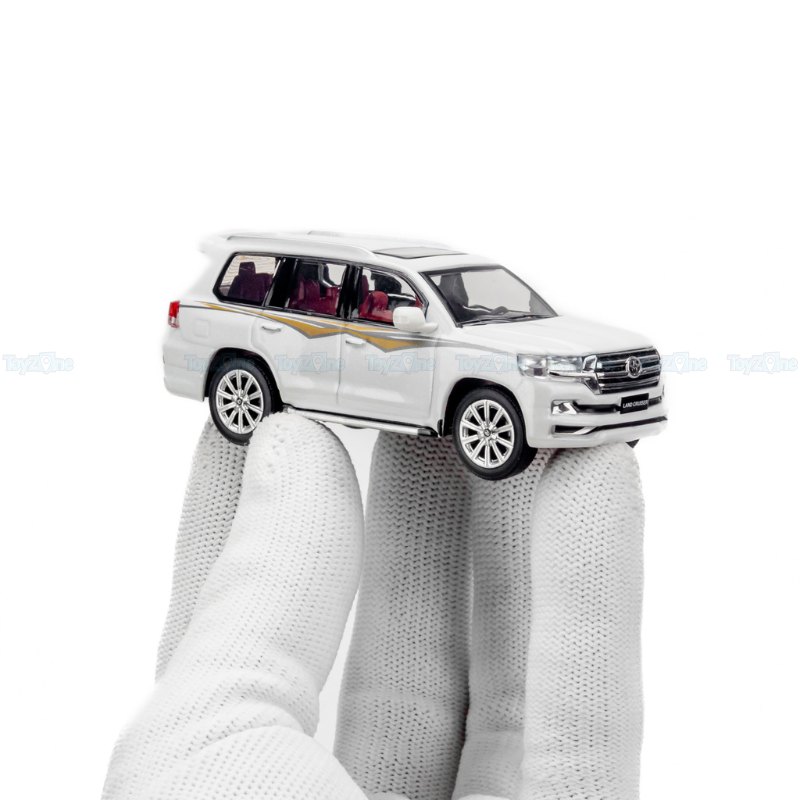 Mô hình xe Toyota Land Cruiser LC200 1:64 JKM
