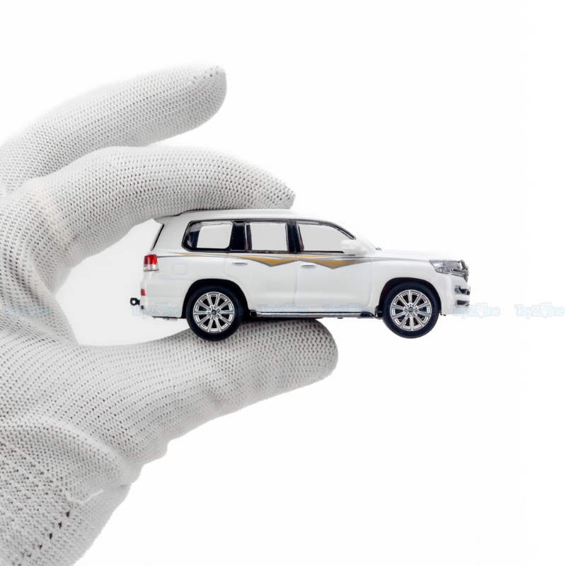 Mô hình xe Toyota Land Cruiser LC200 1:64 JKM