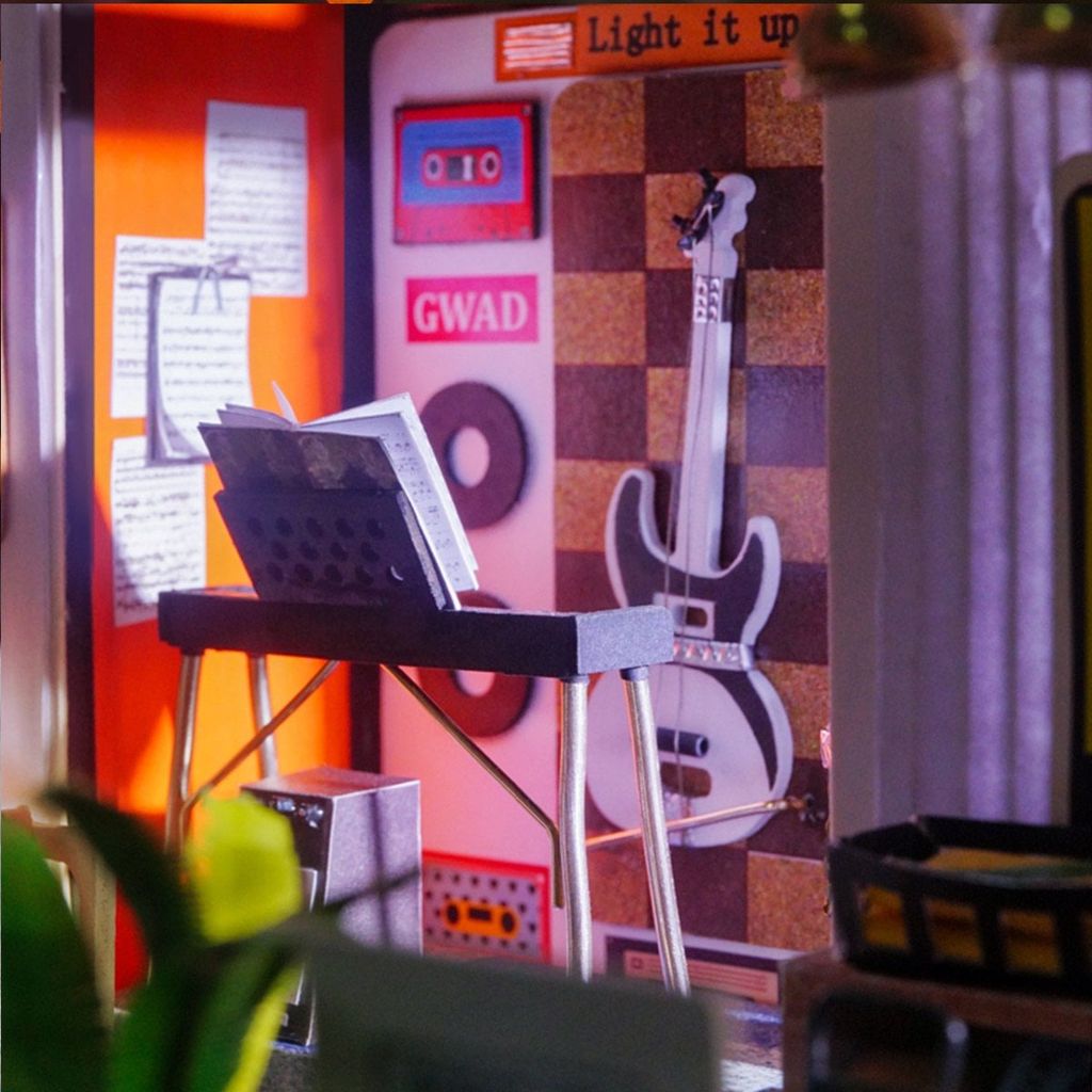 Mô hình gỗ lắp ráp 3D DIY Dollhouse Kevin's Studio (Phòng Thu Của Kevin) (Mixed Color) - Robotime  DG13 - WP050