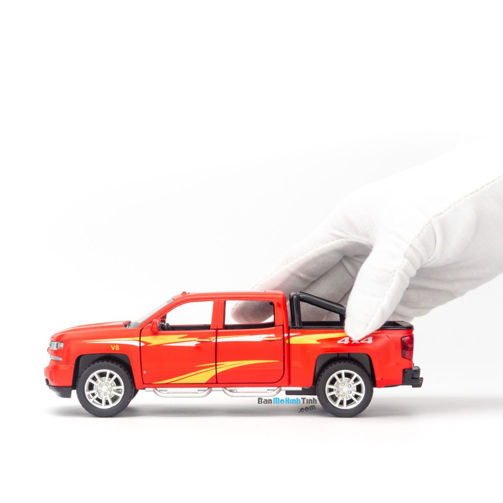 Mô hình xe Chervolet Silverado 1:32 Red (8)
