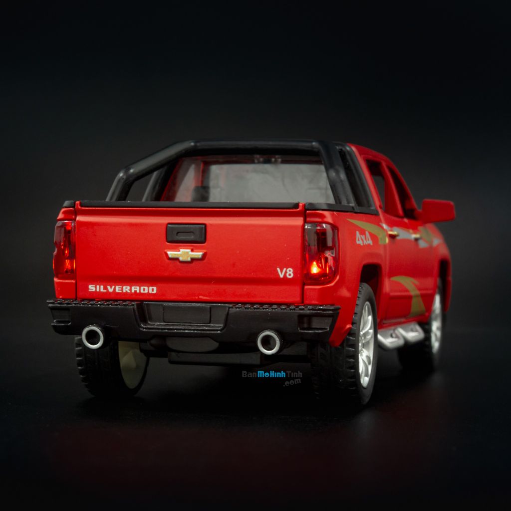 Mô hình xe Chervolet Silverado 1:32 Red (6)