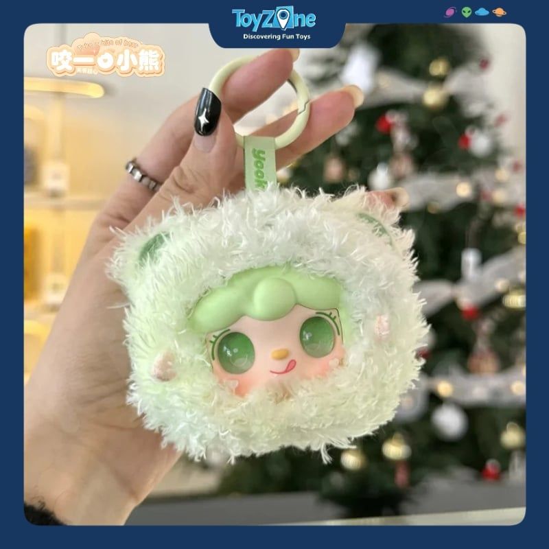 Mô hình Blind box Móc khóa Gấu bông Yooki Take a Bite of the Bear V4 YALLI STUDIO