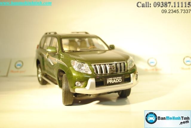 Mô hình xe Toyota Land Cruiser Prado 1:18 Paudi