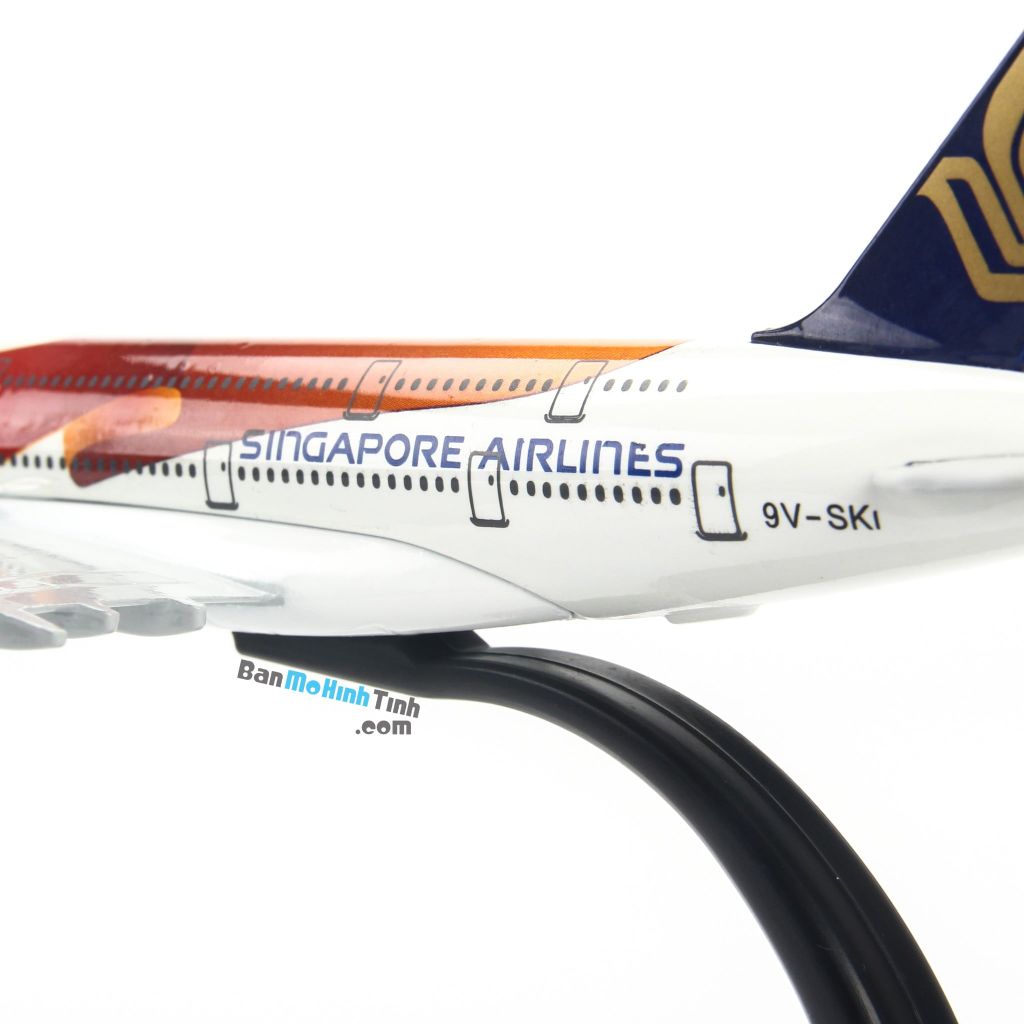 Mô hình máy bay tĩnh Singapore Airlines SG50 Airbus A380 20cm Everfly giá rẻ (8)