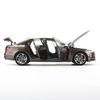 Mô hình xe Audi A4 All New 2017 Sedan Brown 1:18 Dealer (11)
