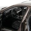 Mô hình xe Audi A4 All New 2017 Sedan Brown 1:18 Dealer (12)