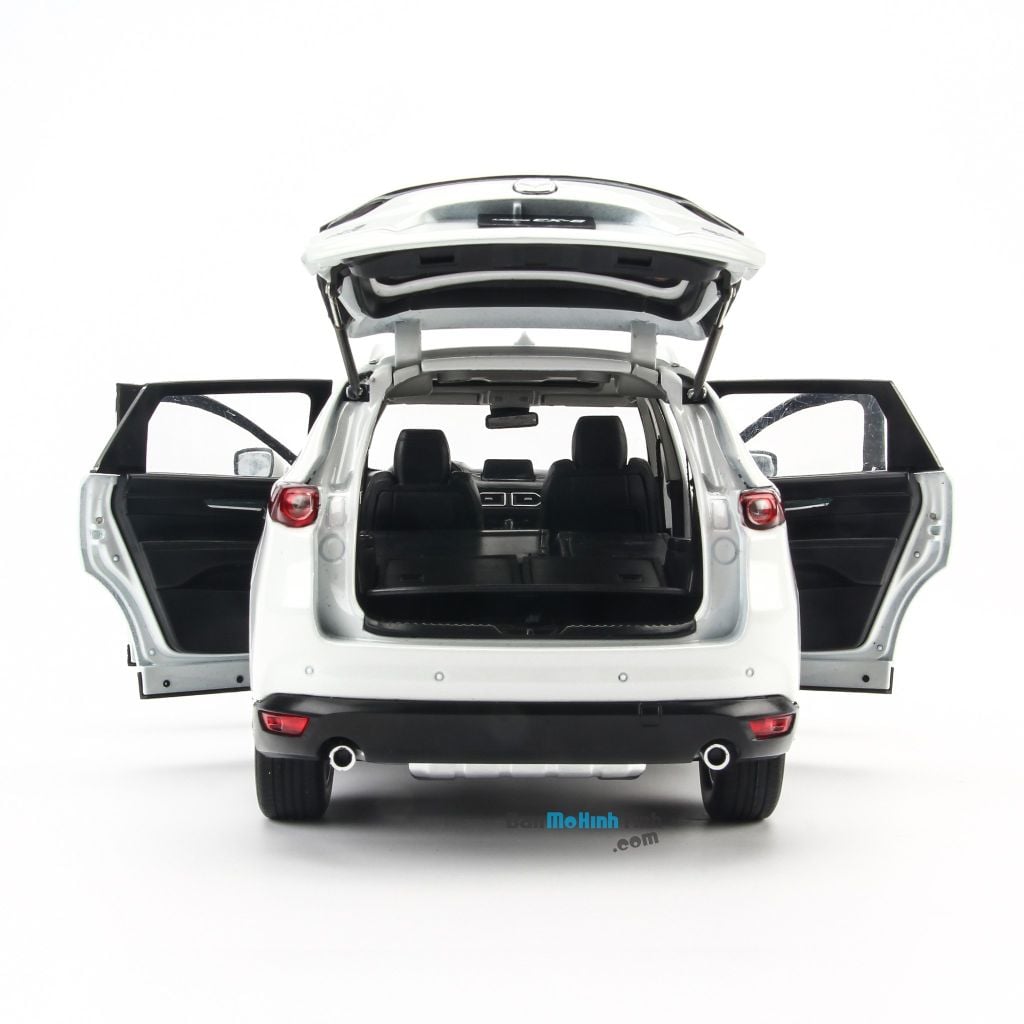Mô hình xe Mazda CX-8 2019 1:18 Paudi