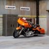 Mô hình xe mô tô Harley-Davidson CVO Road Glide 2022 1:18 MAISTO