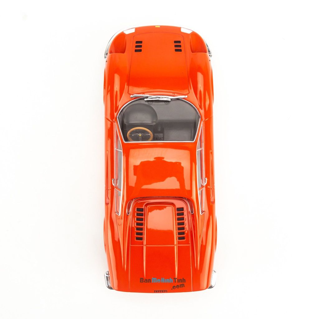 Mô hình xe Ferrari Dino 246 GT 607L 1969 1:18 MCG