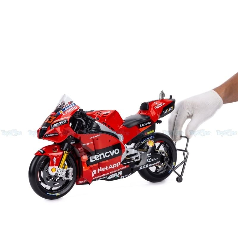 Mô hình xe mô tô GP Ducati Lenovo Team 2022 1:6 MAISTO