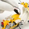 Mô hình xe Honda Super Cub 1:12 Aoshima