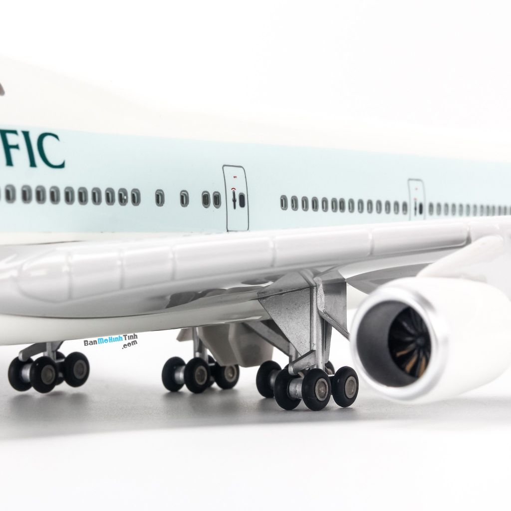 Mô hình máy bay Cathay Pacific 47cm lắp ráp có đèn Everfly