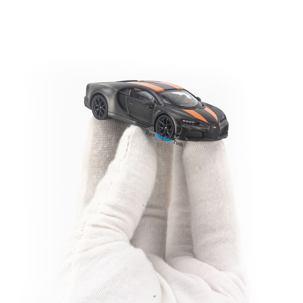 Mô hình xe Bugatti Chiron Super Sport 300+ 1:64 MiniGT